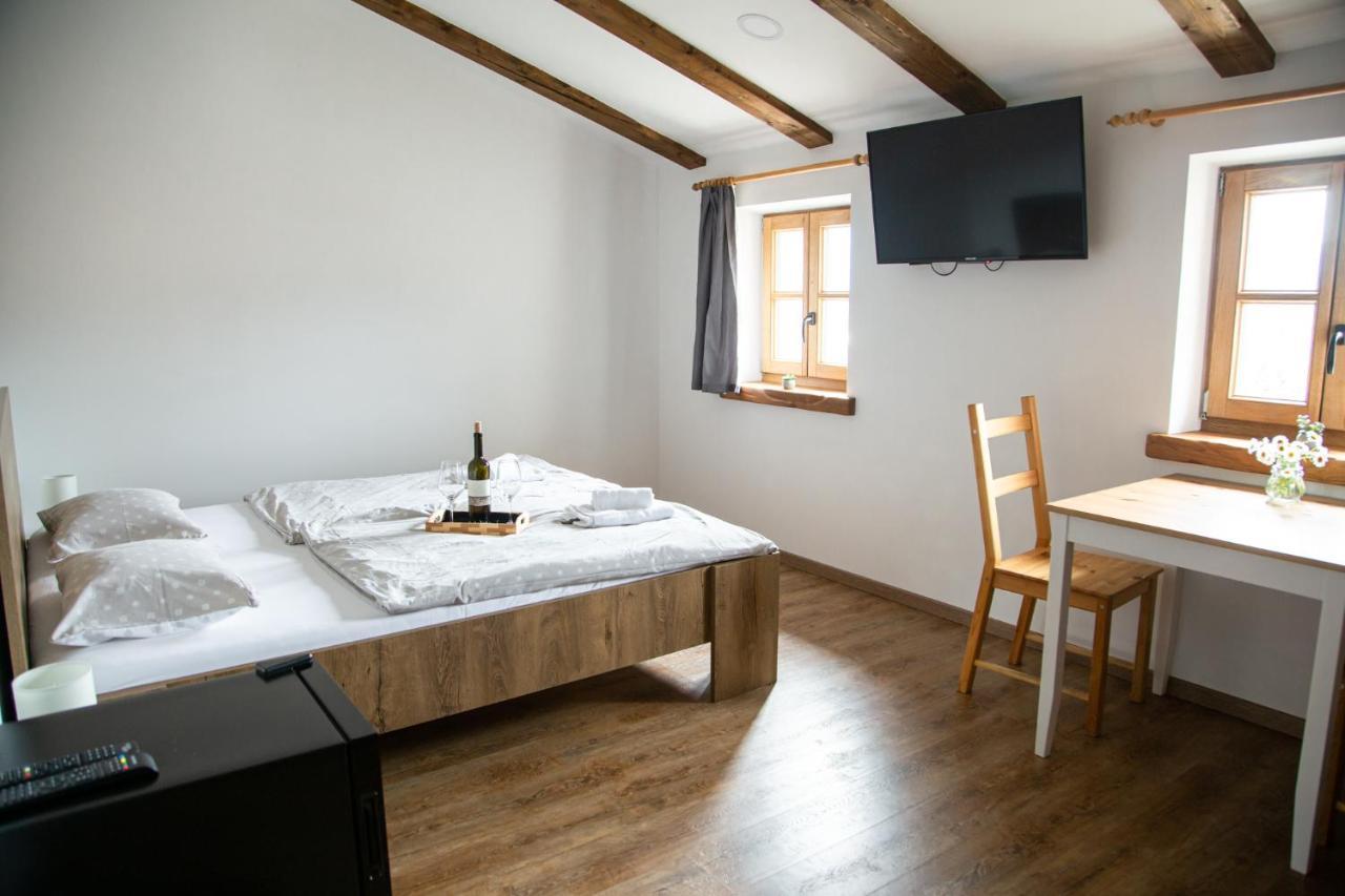 Boutique Rooms & Winery Zorz Vipava Kültér fotó